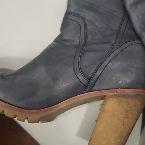 UGG LEATHER KNEE HIGH BOOTS-WITH FUR INNERSOLES - Picture 4 of 12